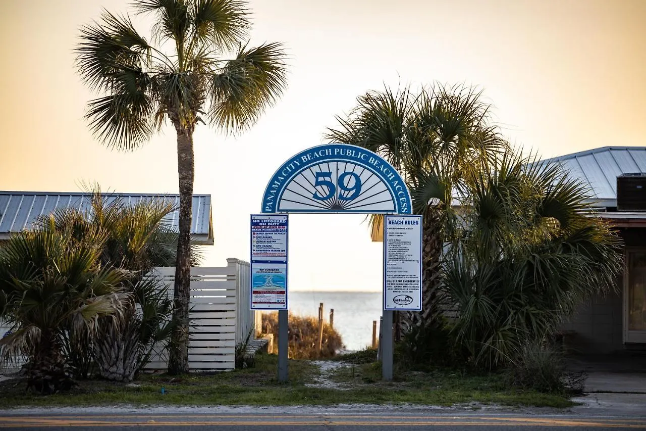 Holiday home Next To Pier Park! Steps From The Beach! Dog-Friendly! Pool! Panama City Beach United States