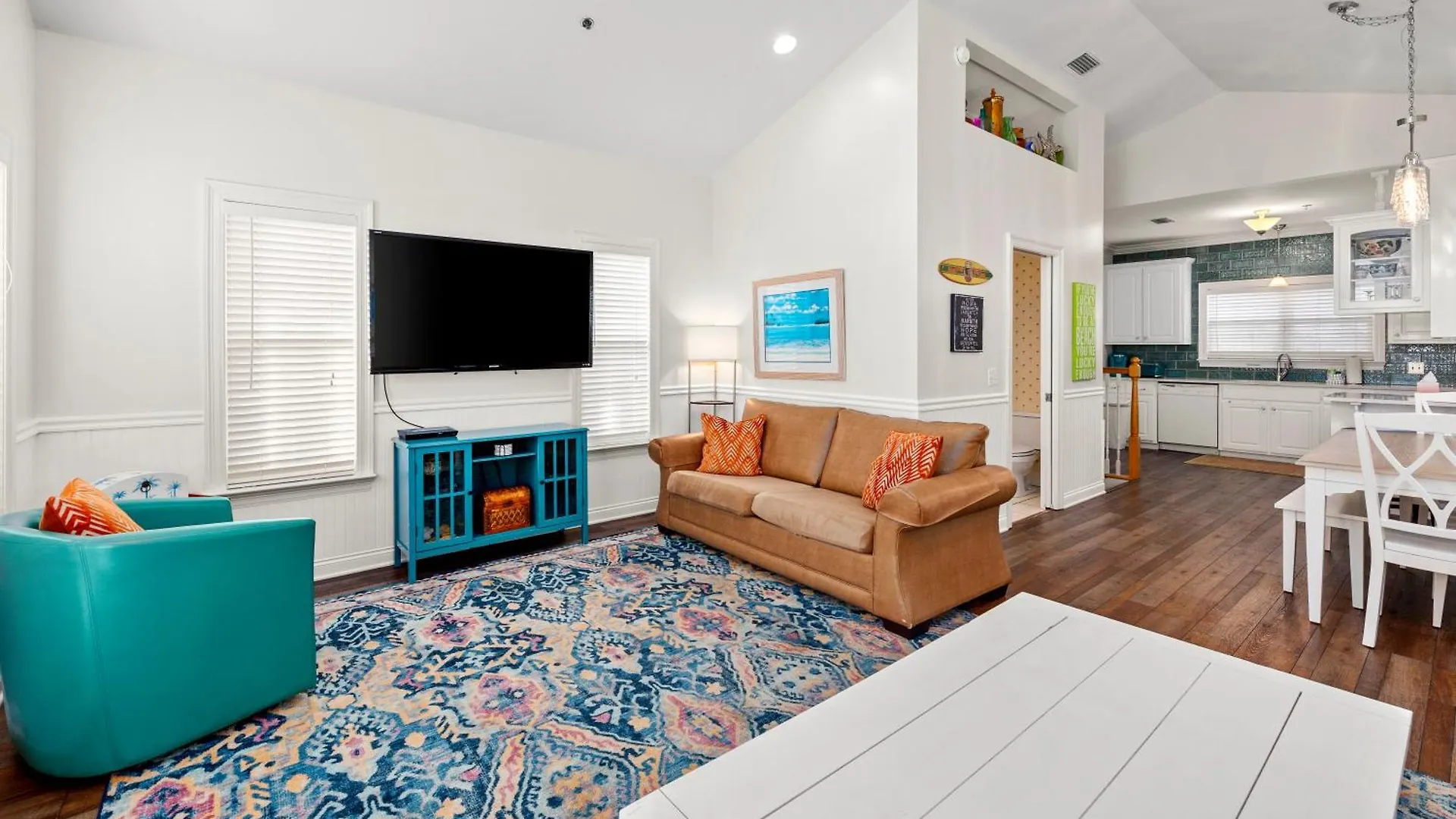 Next To Pier Park! Steps From The Beach! Dog-Friendly! Pool! Panama City Beach Holiday home