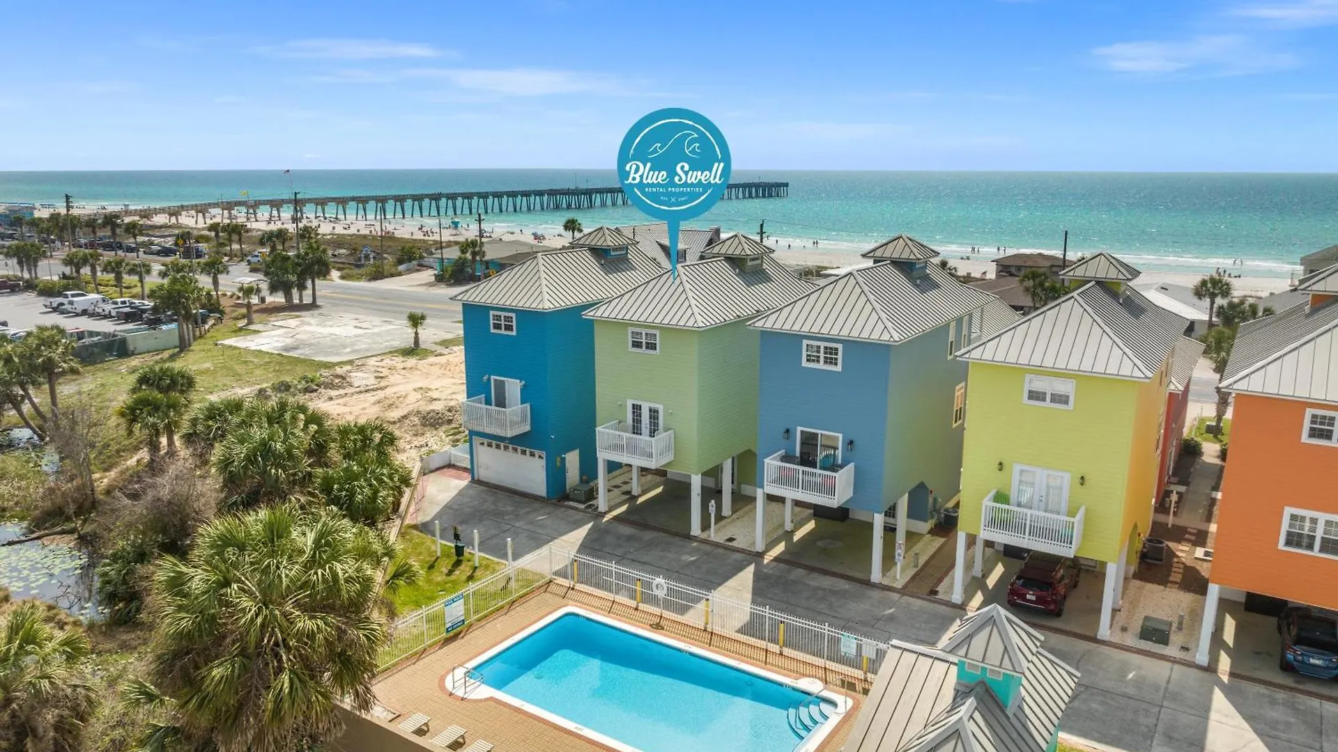 Next To Pier Park! Steps From The Beach! Dog-Friendly! Pool! Panama City Beach