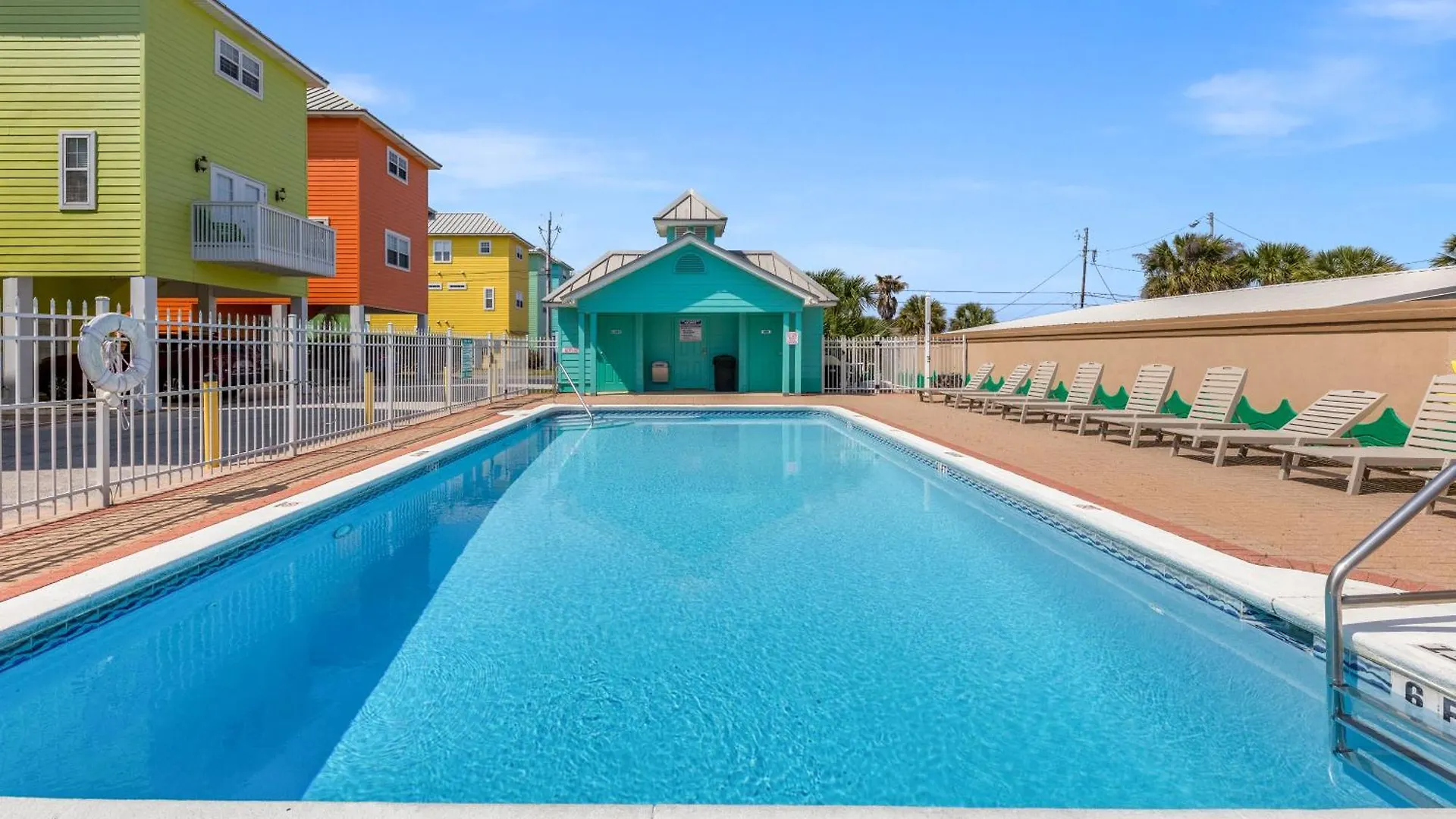 Holiday home Next To Pier Park! Steps From The Beach! Dog-Friendly! Pool! Panama City Beach United States